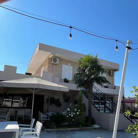 Lea Apart Otel 3*